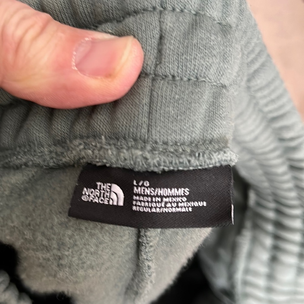 Mens Large North Face Class V/Cargo Sweats